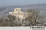 Wallhalla bei Regensburg mit Kreuz Wallhalla bei Regensburg mit Kreuz