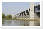 Der Trog - Mittellandkanal überquert die Weser